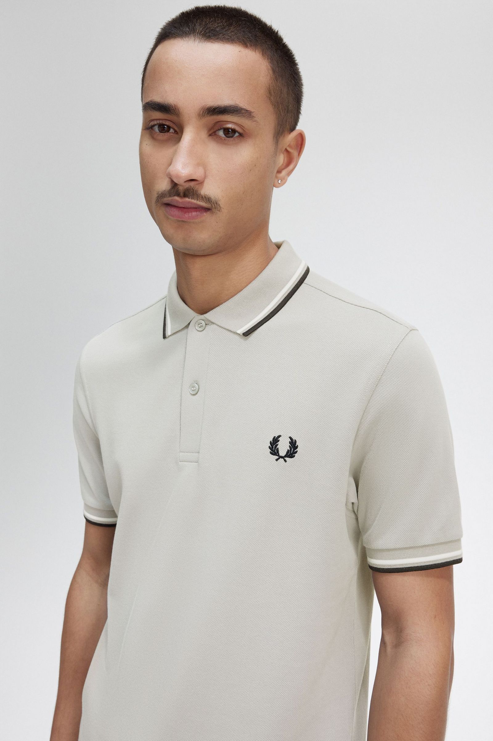 The Fred Perry ShirtM3600 Limestone / Ecru / Black 7039037