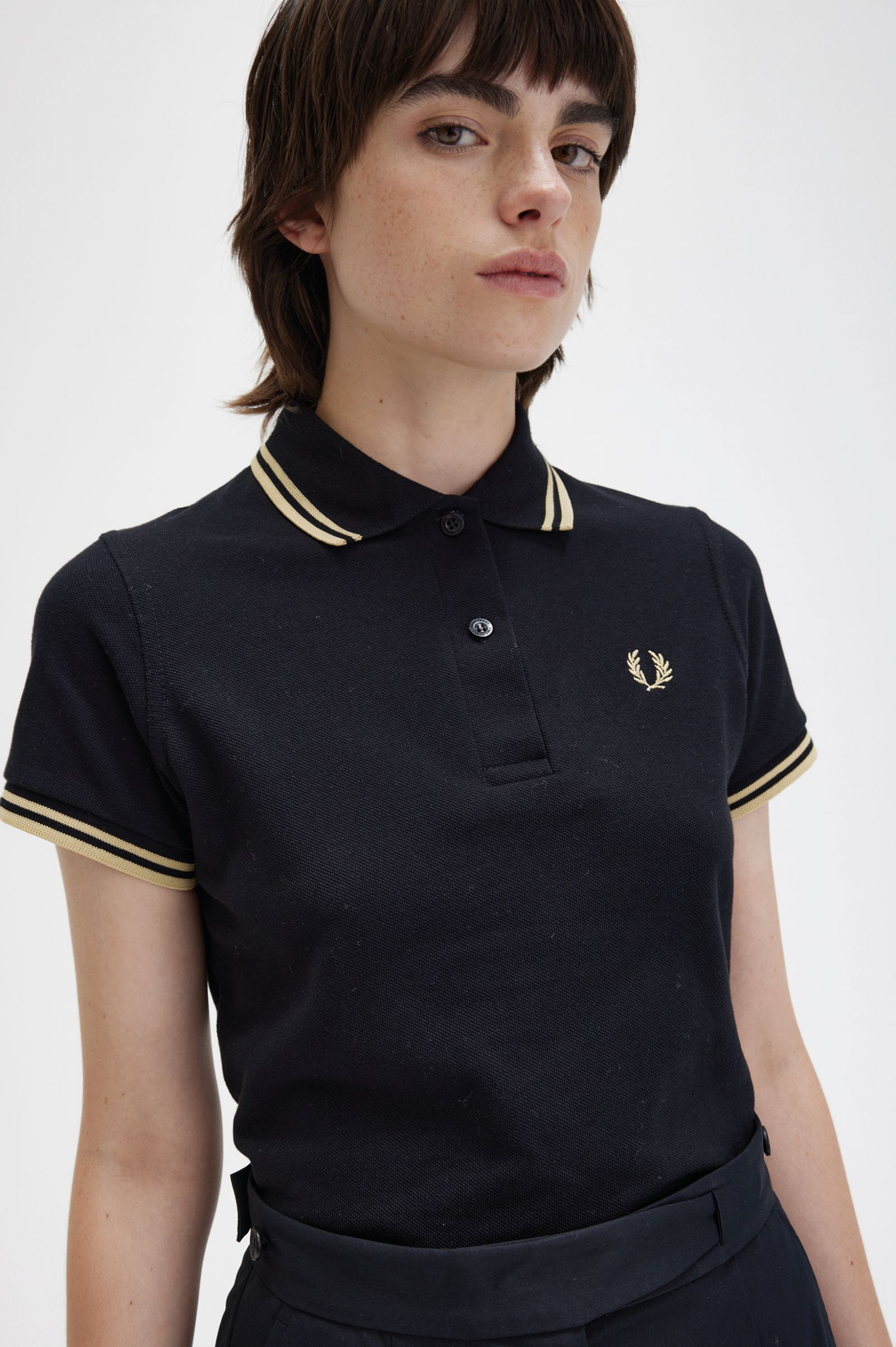 The Fred Perry ShirtG12 Black / Champagne / Champagne 7039452