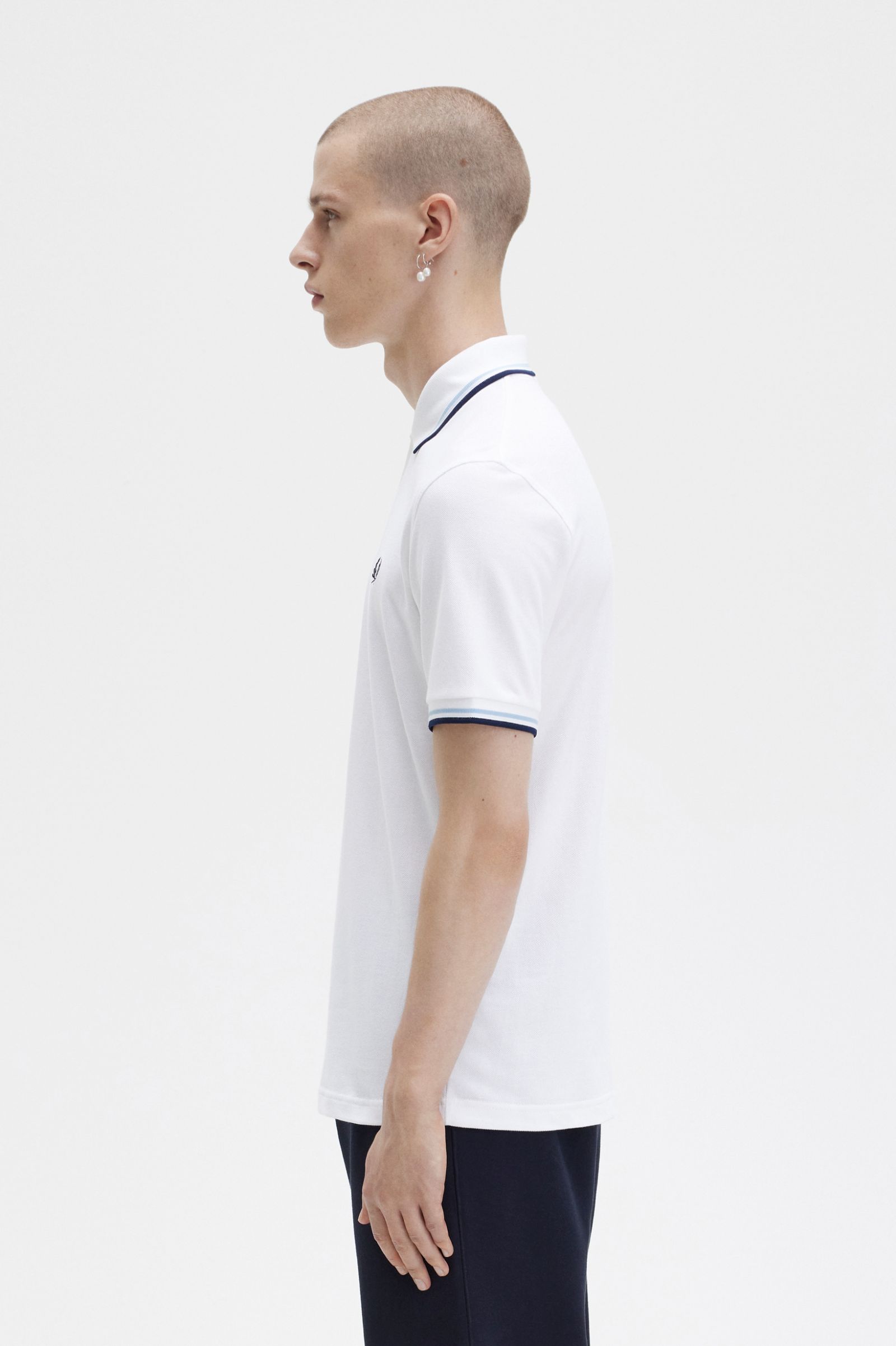The Fred Perry ShirtM12 White / Ice / Navy 7038105