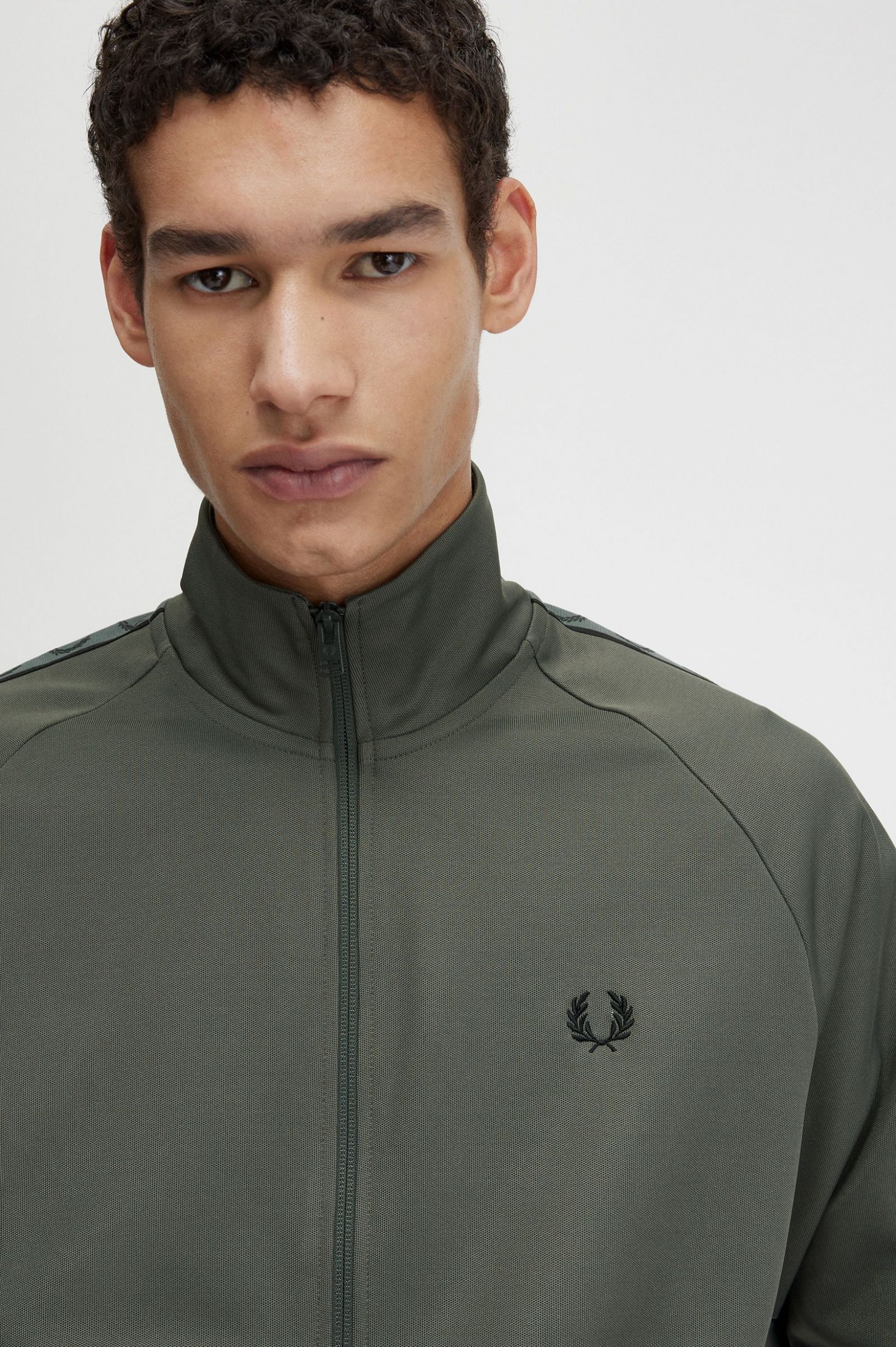 Contrast Tape Track Jacket Field Green / Black 7039116