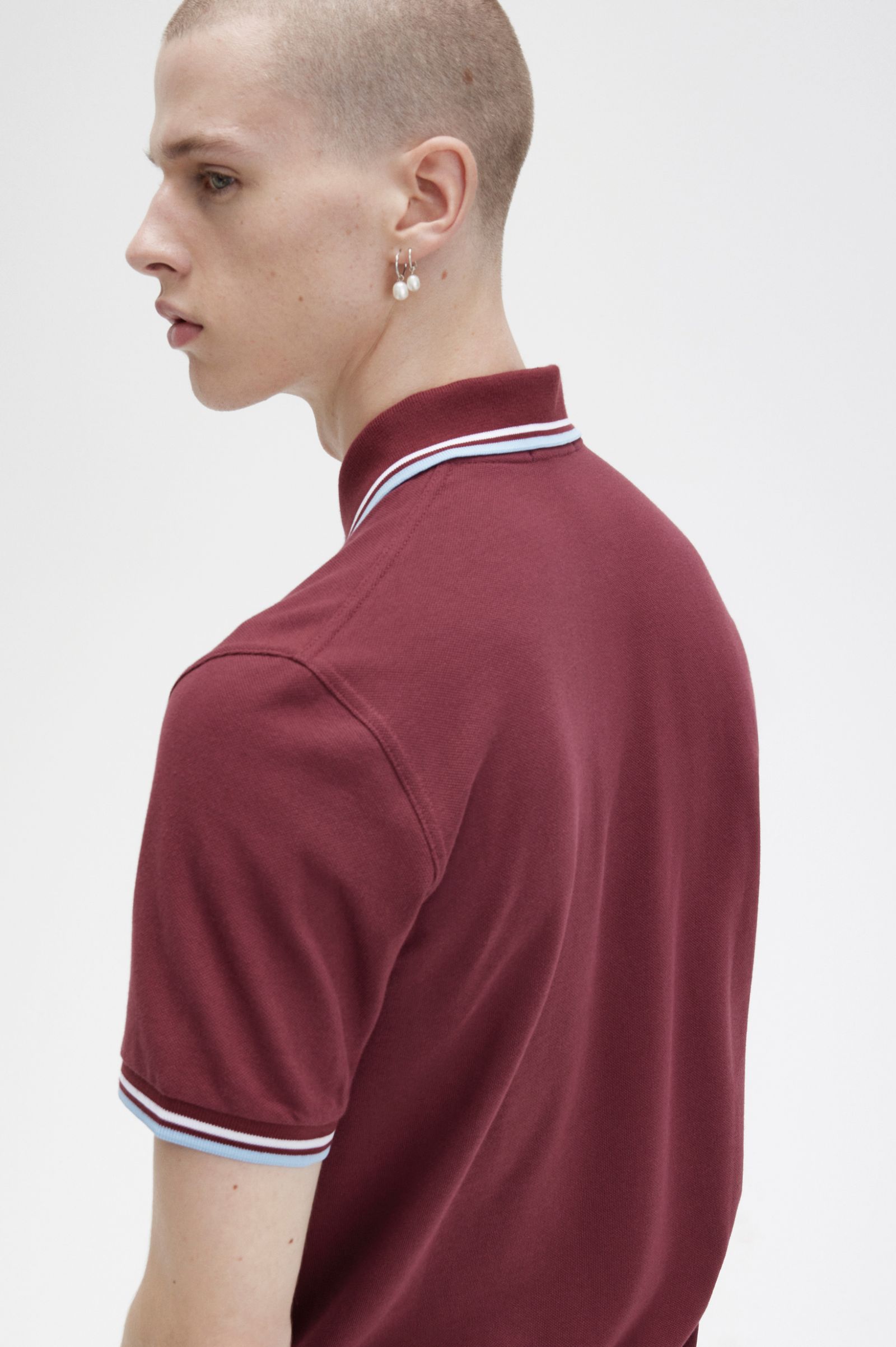 The Fred Perry ShirtM12 Maroon / White / Ice 7039020