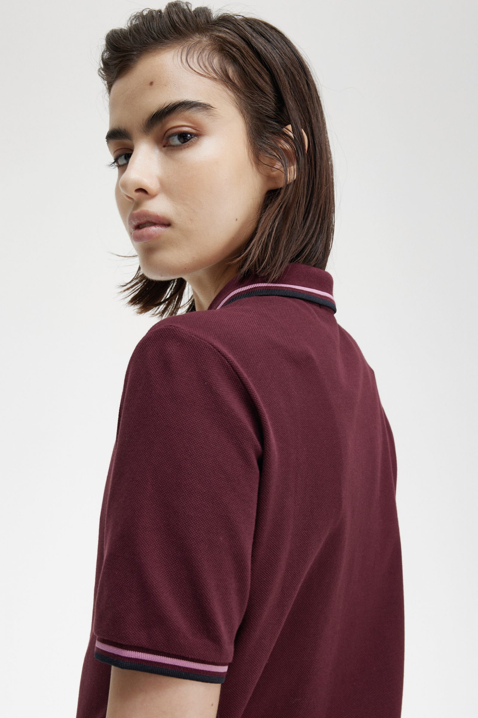 The Fred Perry ShirtG3600 Oxblood / Dusty Rose Pink / Black 7039455