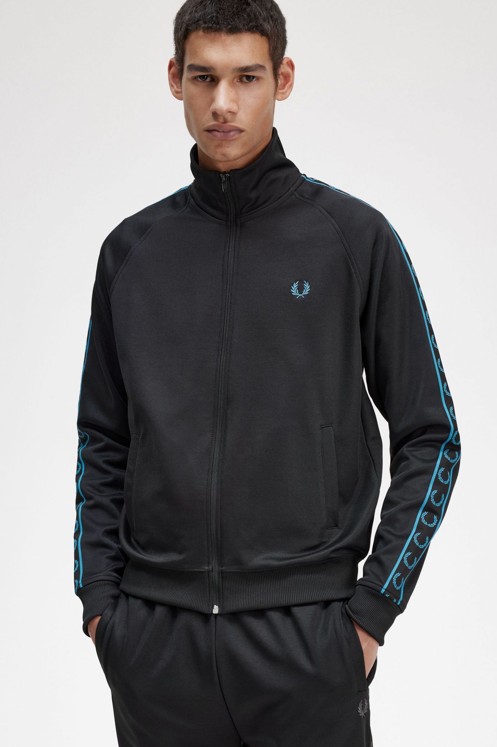 Contrast Tape Track Jacket Black / Cyber Blue 7039117