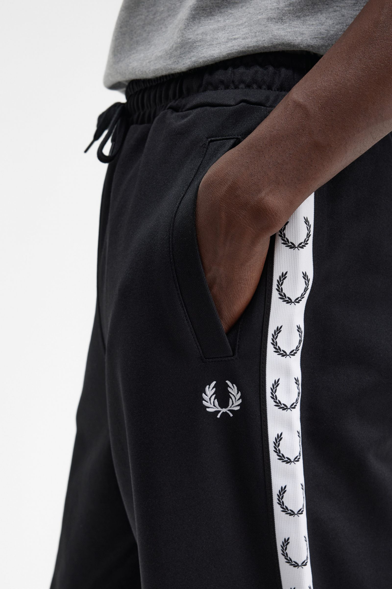Taped Track Pant Black 7039147
