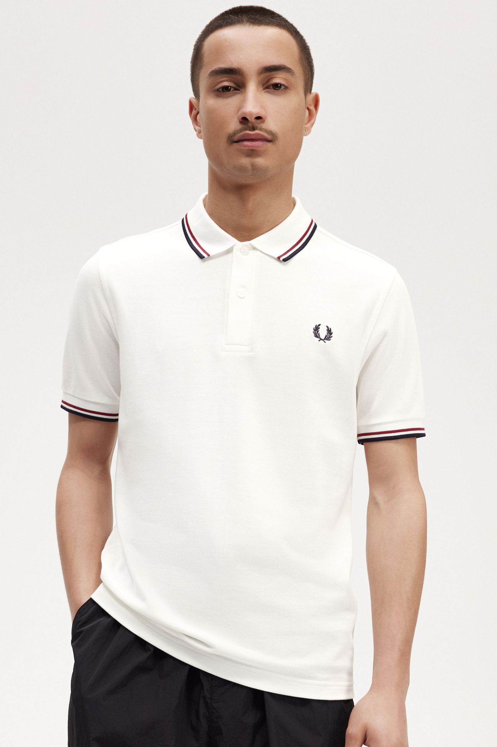 The Fred Perry ShirtM3600 Snow White / Burnt Red / Navy 7039030