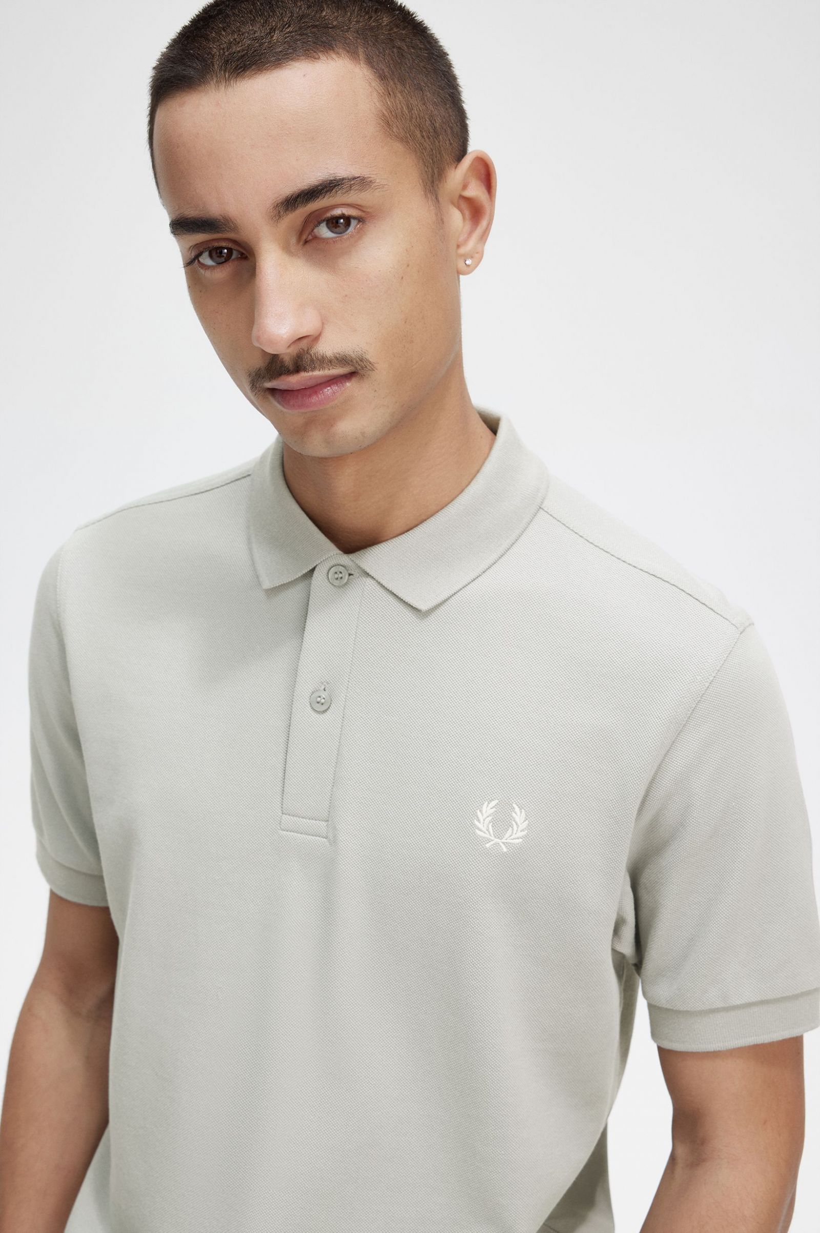 The Fred Perry ShirtM6000 Limestone / Ecru 7038542