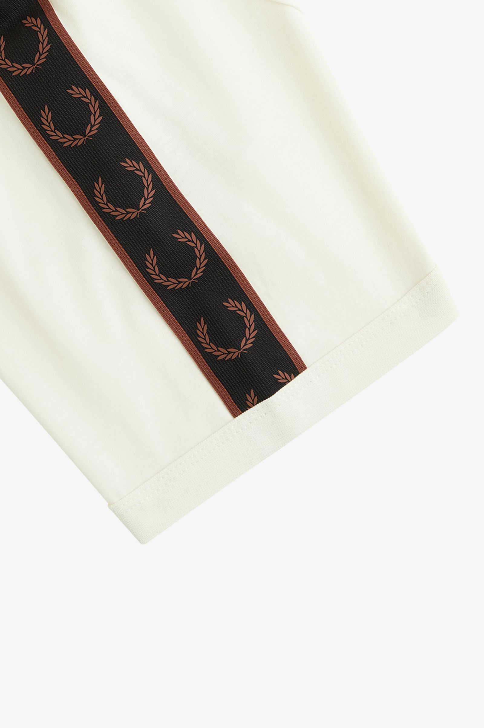 Contrast Tape Ringer T-Shirt Ecru / Whisky Brown 7038449