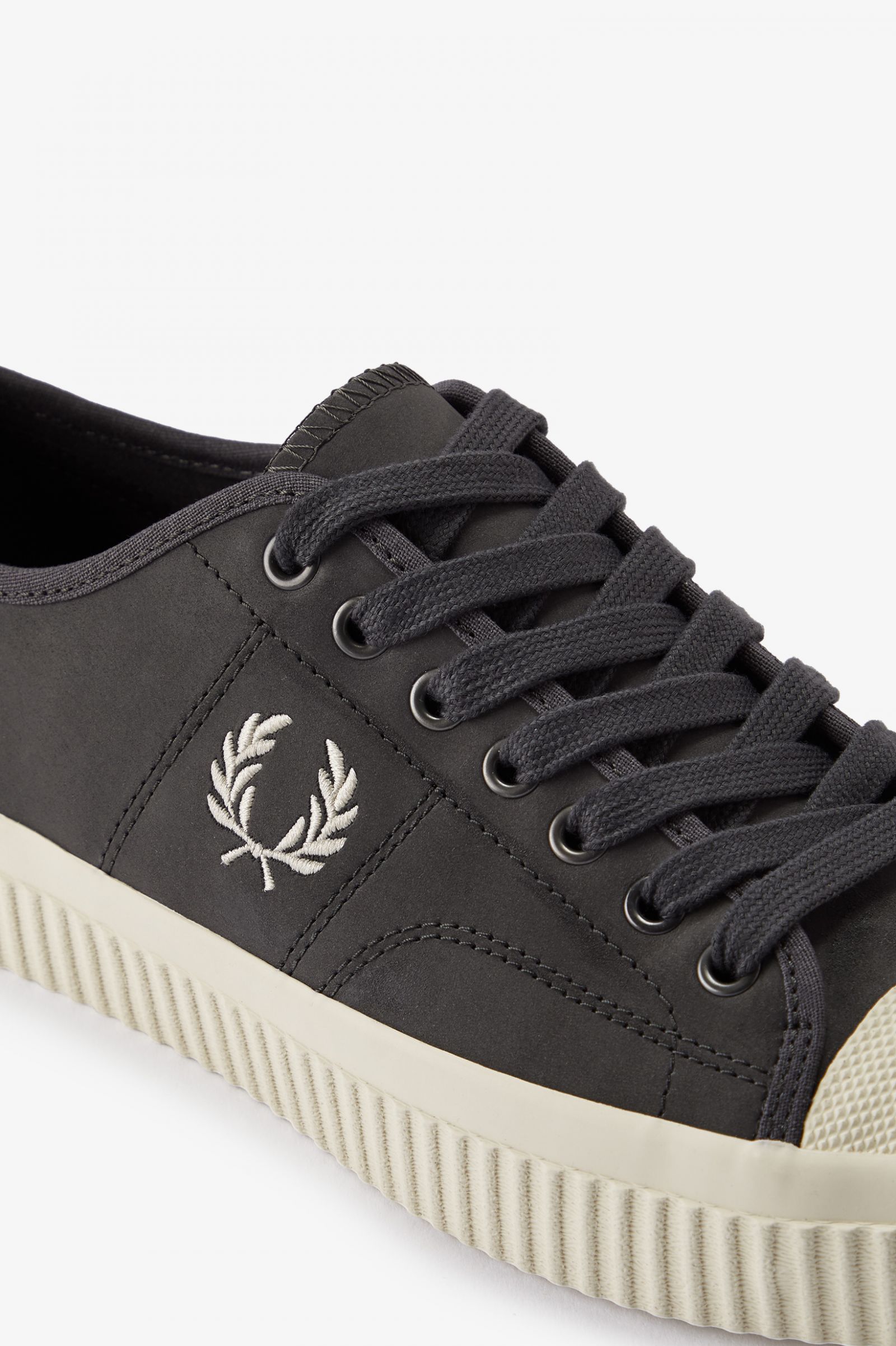 Low Hughes Gunmetal / Ecru 7038756