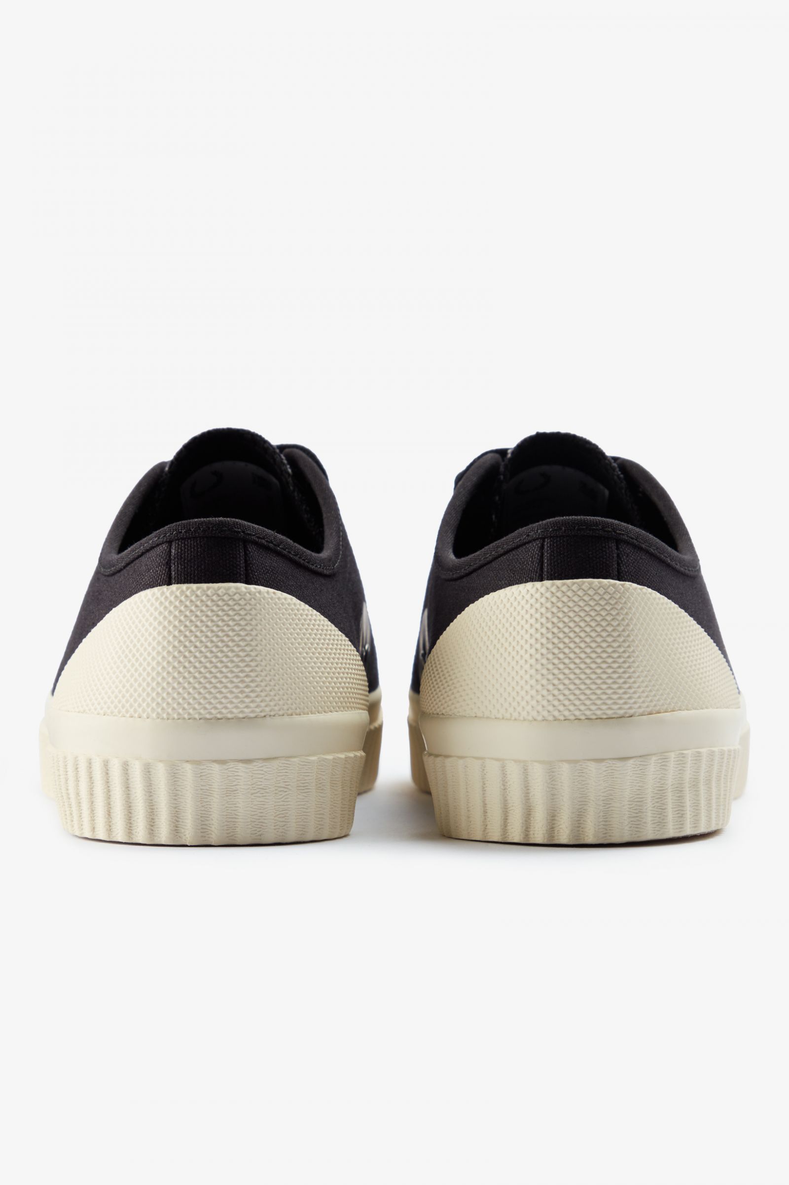 Low Hughes Black / Gunmetal 7038763