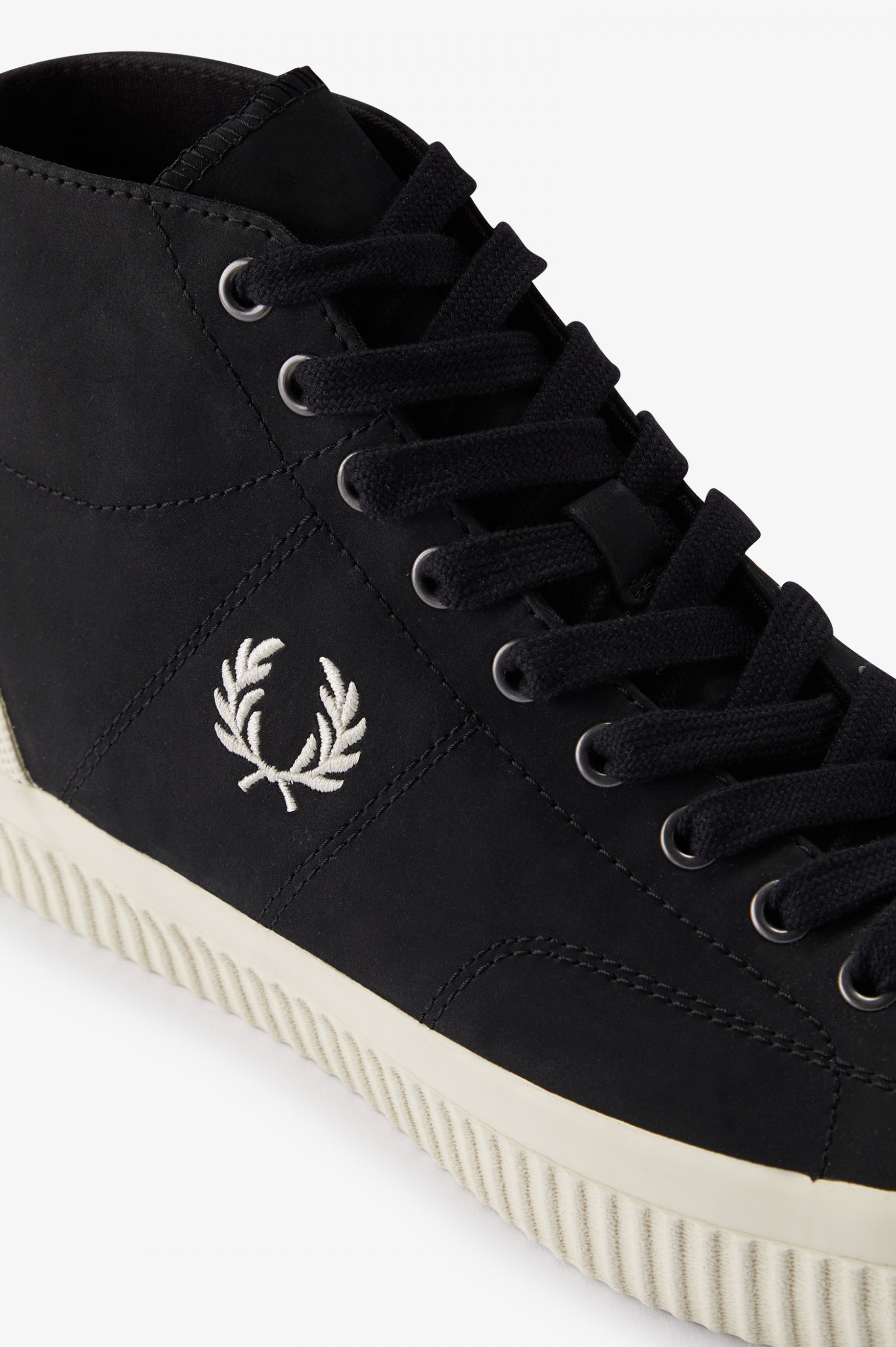 Mid Hughes Black / Ecru 7038671