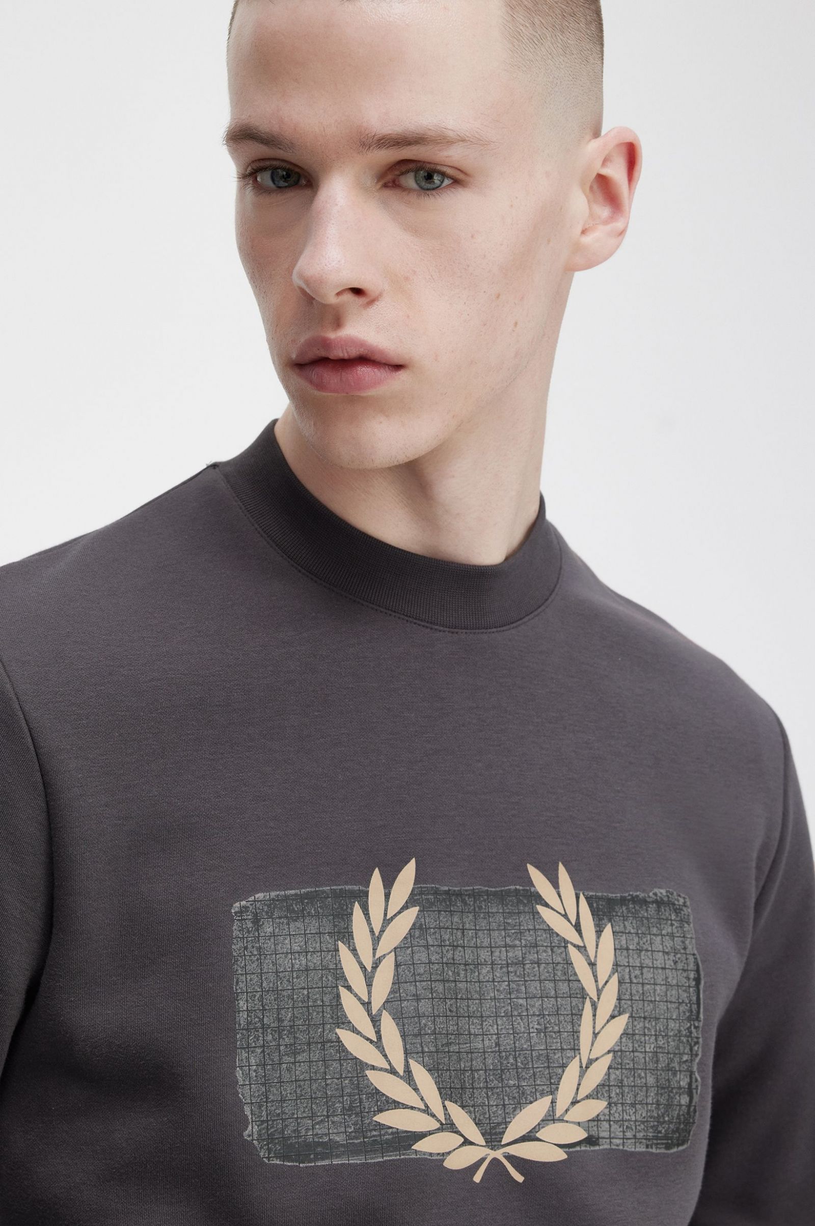 Layered Graphic Sweatshirt Gunmetal 7038867