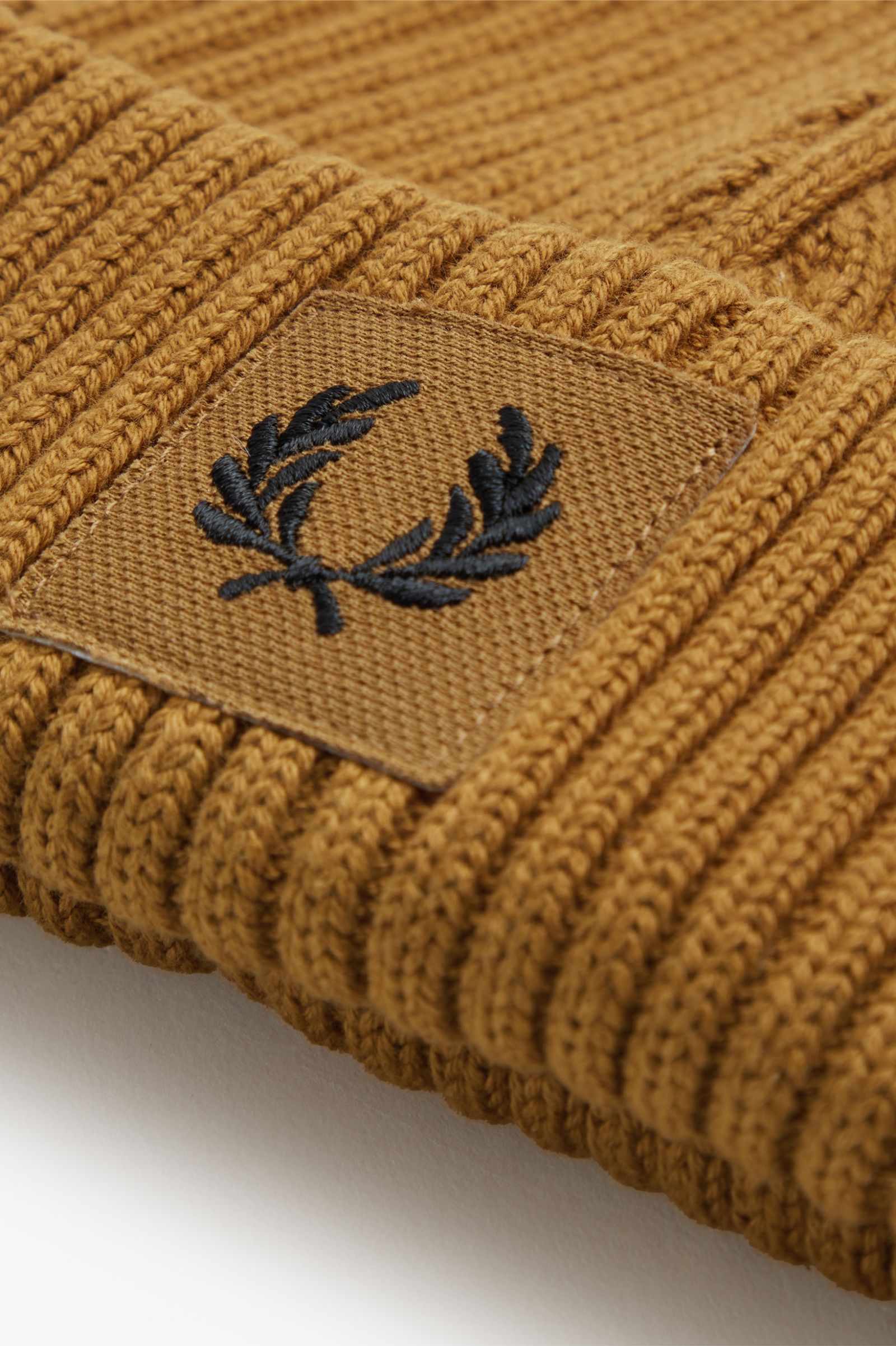 Branded Patch Ribbed Beanie Dark Caramel / Black 7038383