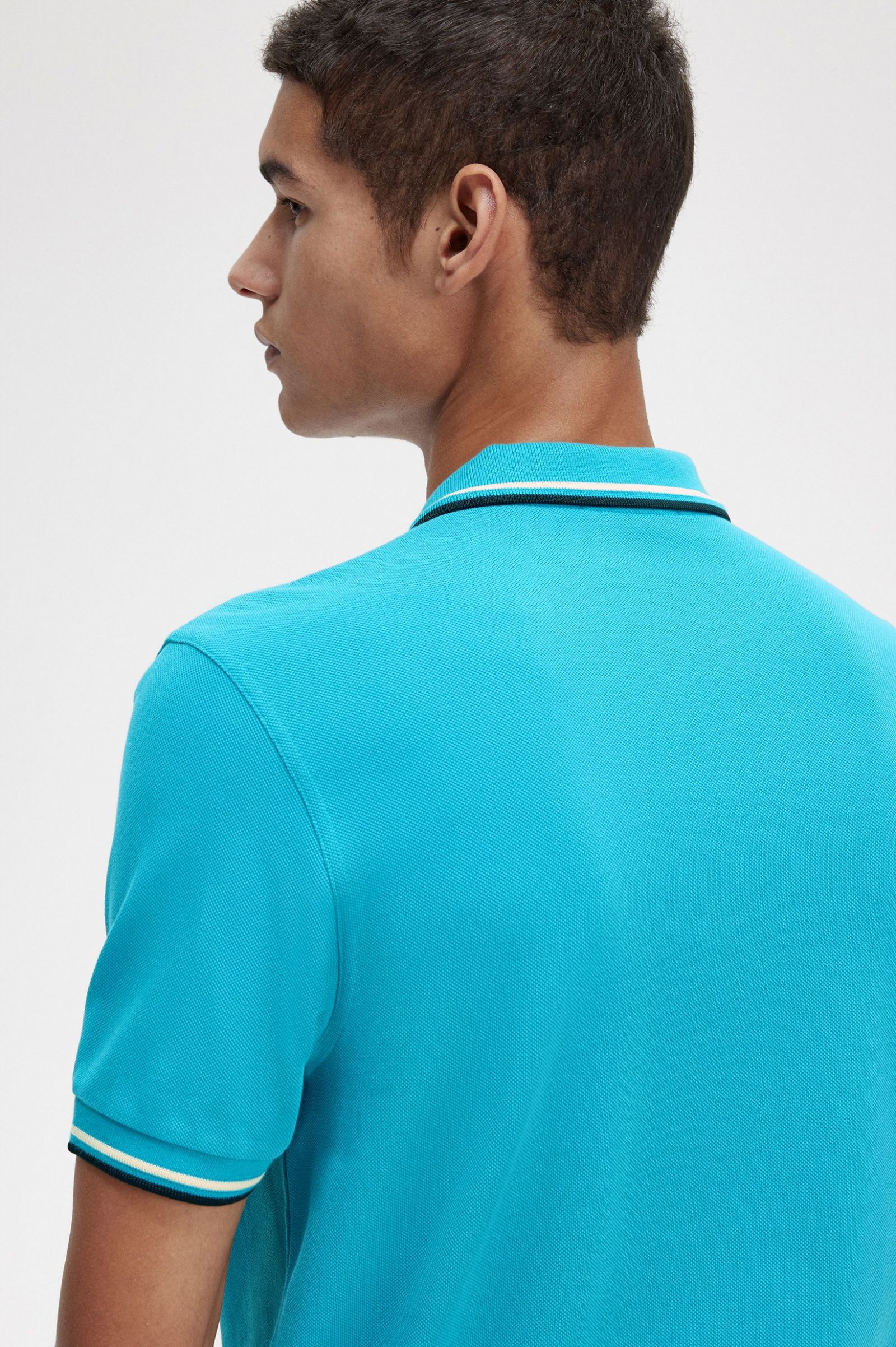 The Fred Perry ShirtM3600 Cyber Blue / Ice Cream / Black 7038549