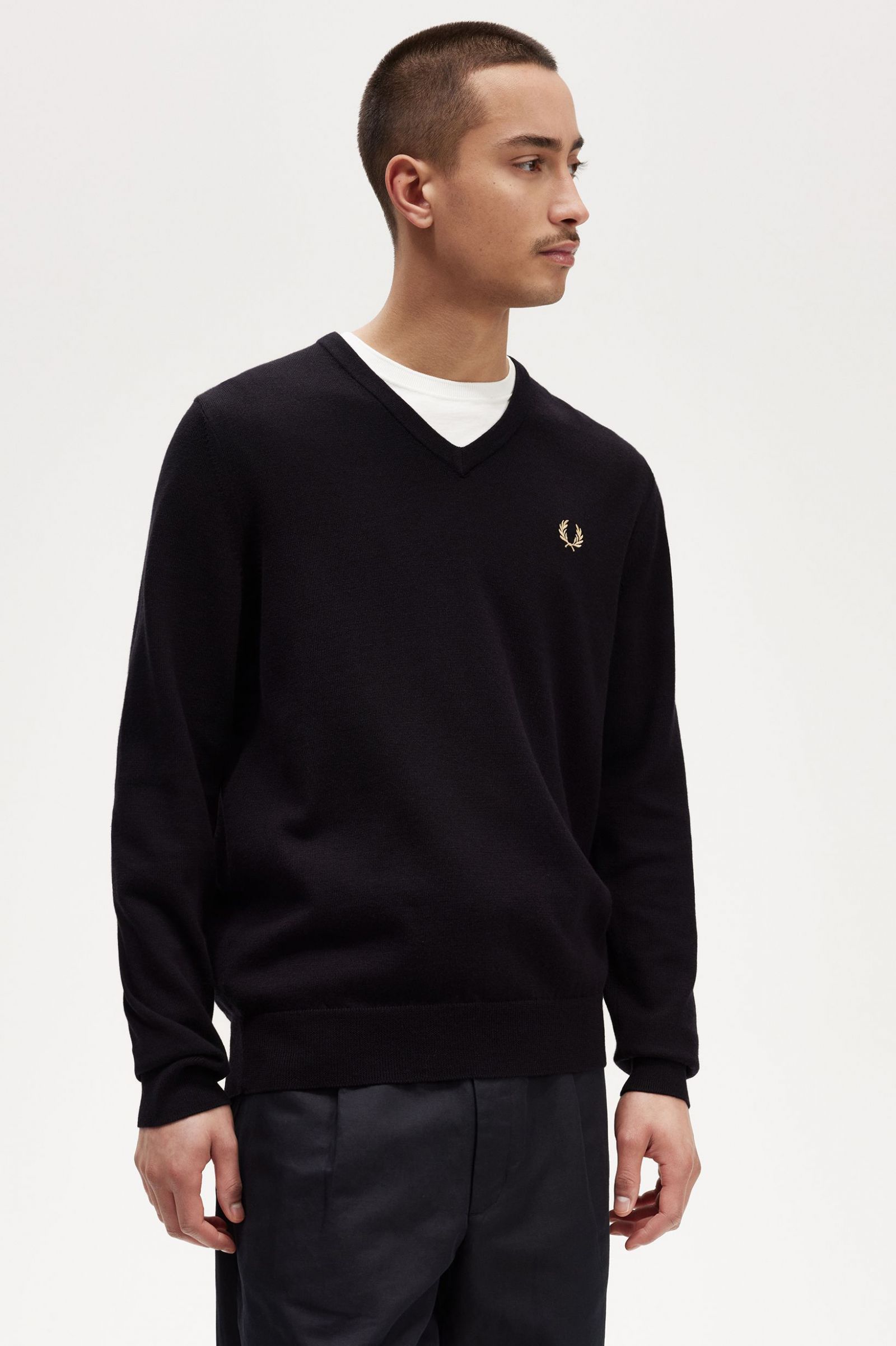 Classic V-Neck Jumper Black 7038340