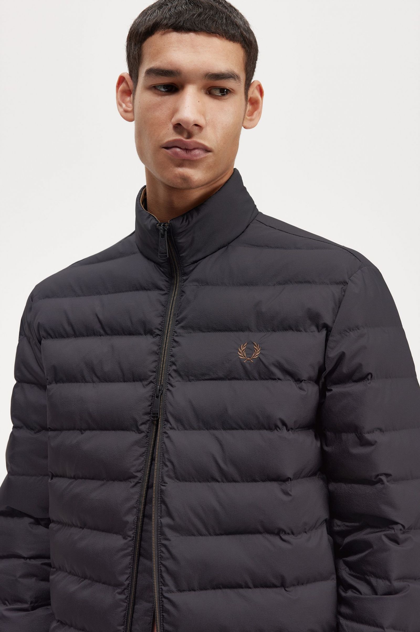 Insulated Jacket Black 7038277