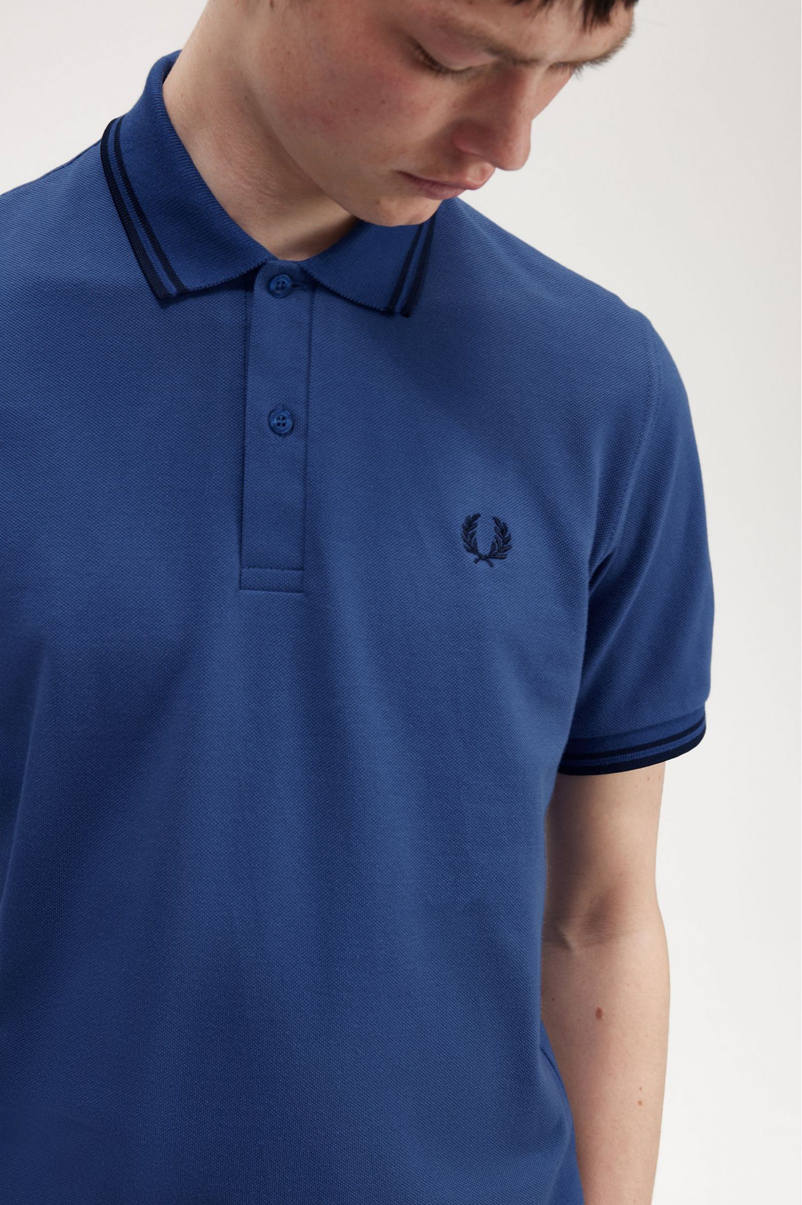 The Fred Perry ShirtM12 Shaded Cobalt / Navy / Navy 7039109