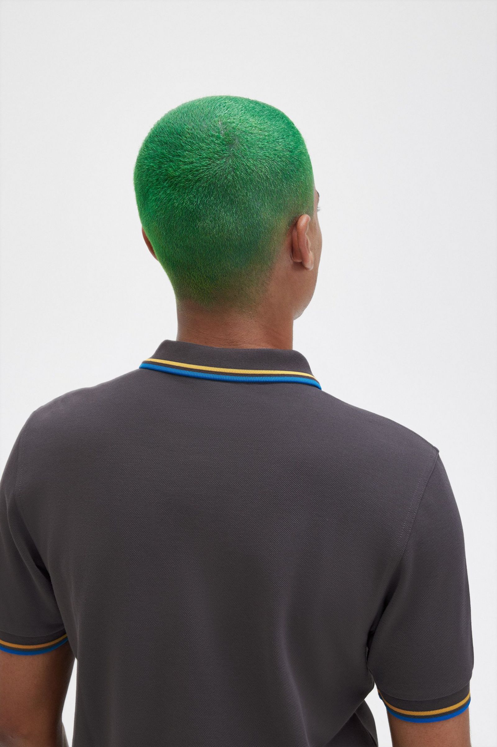 The Fred Perry ShirtM3600 Gunmetal / Golden Hour / Kingfisher 7038563