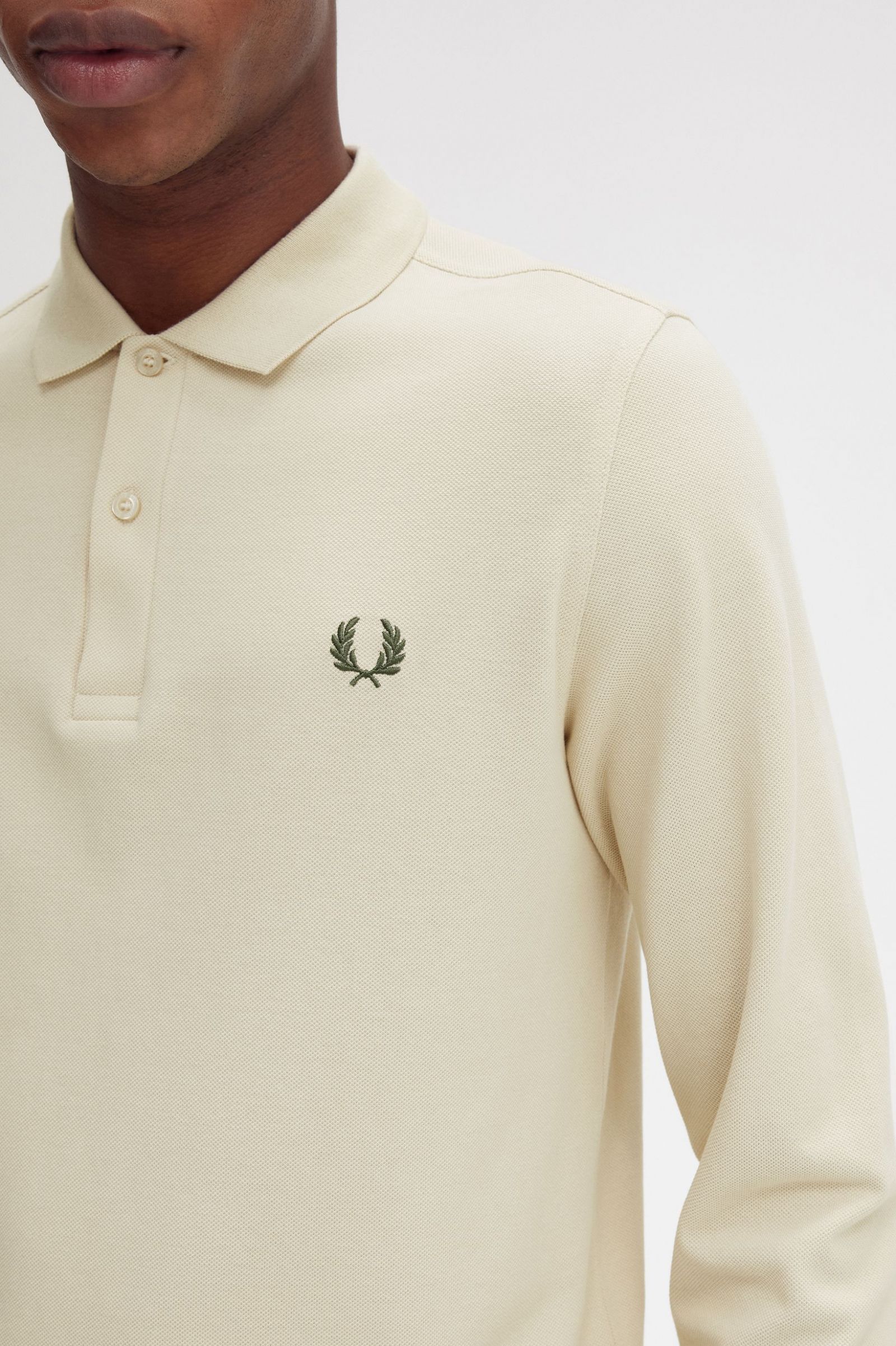 The Fred Perry ShirtM6006 Oatmeal / Field Green 7038443