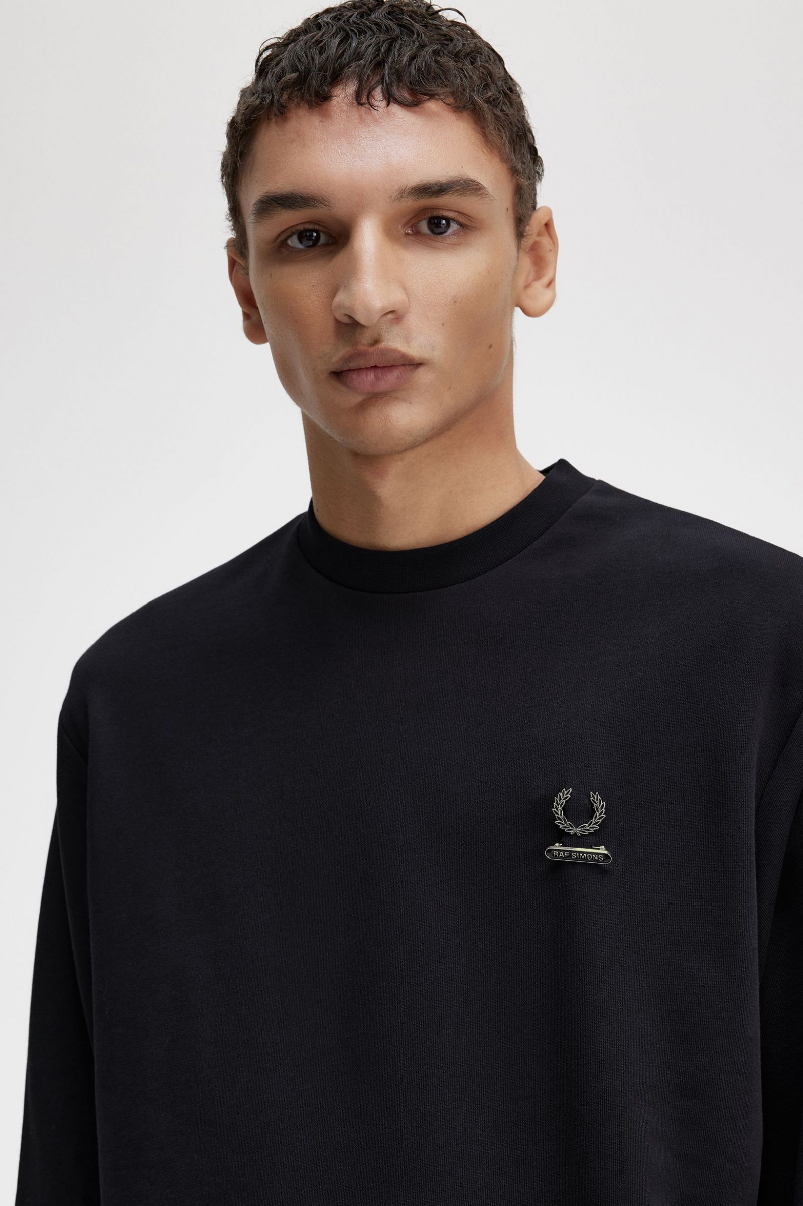 Raf SimonsEmbroidered Sweatshirt Black 7038628