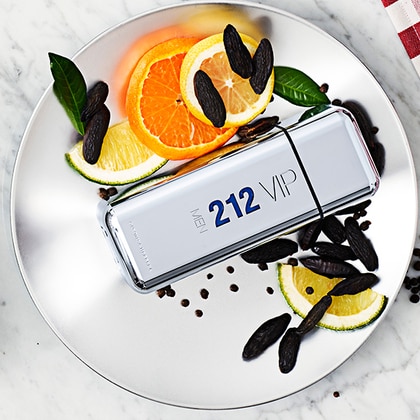 Carolina Herrera 212 VIP Men Eau de Toilette Spray