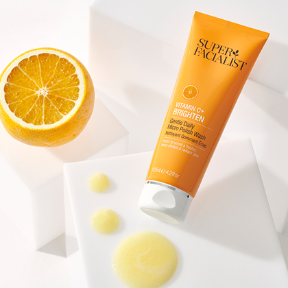 Super Facialist Vitamin C Face Wash