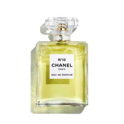 CHANEL N��19 Eau de Parfum Spray