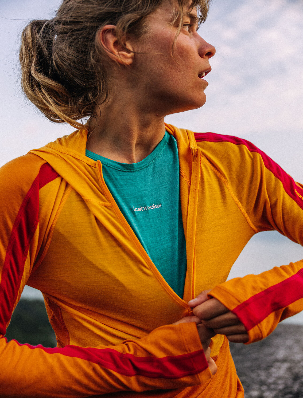 Women's Merino 200 Sonebula Long Sleeve Half Zip Thermal Hood