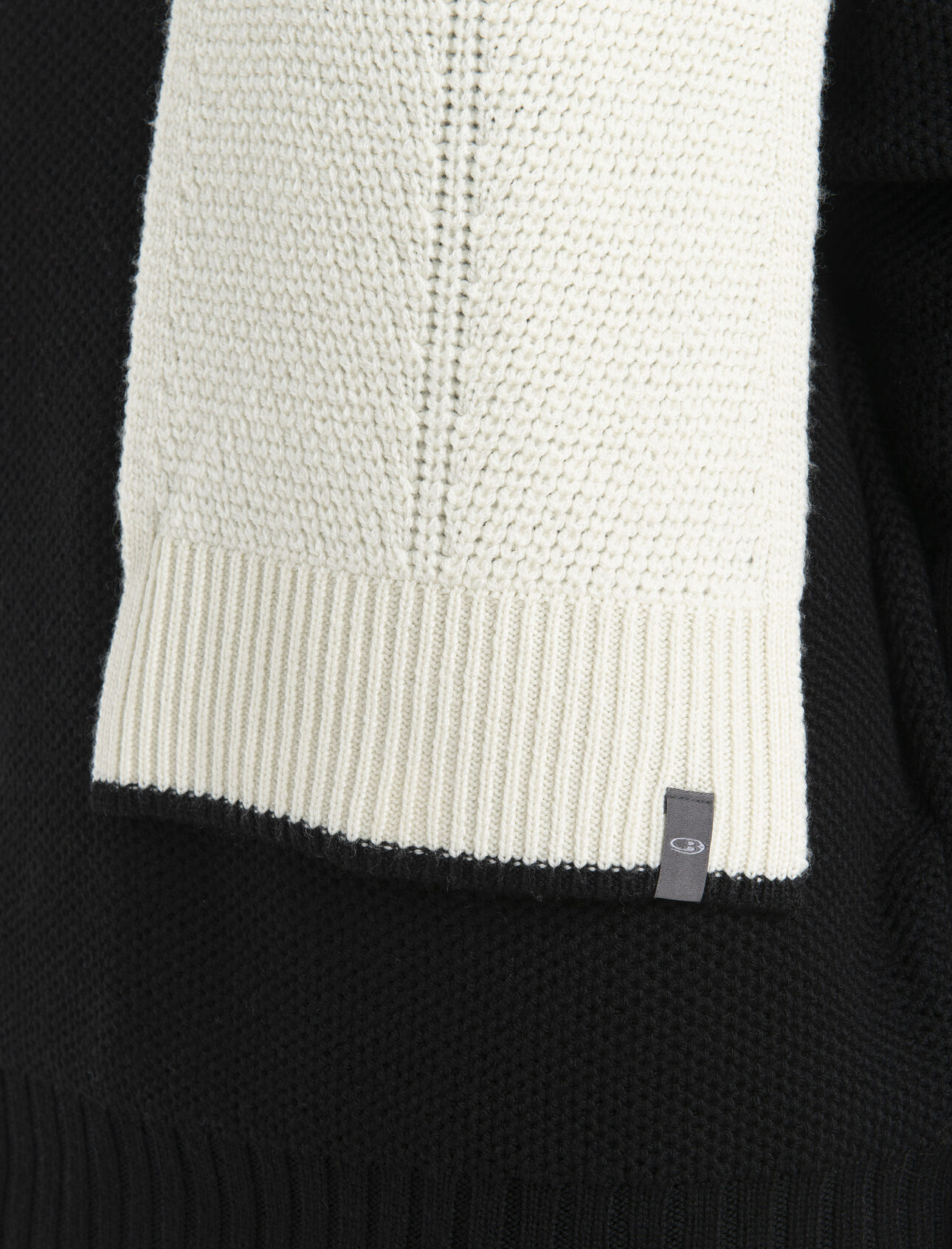 Unisex Merino Waypoint Scarf