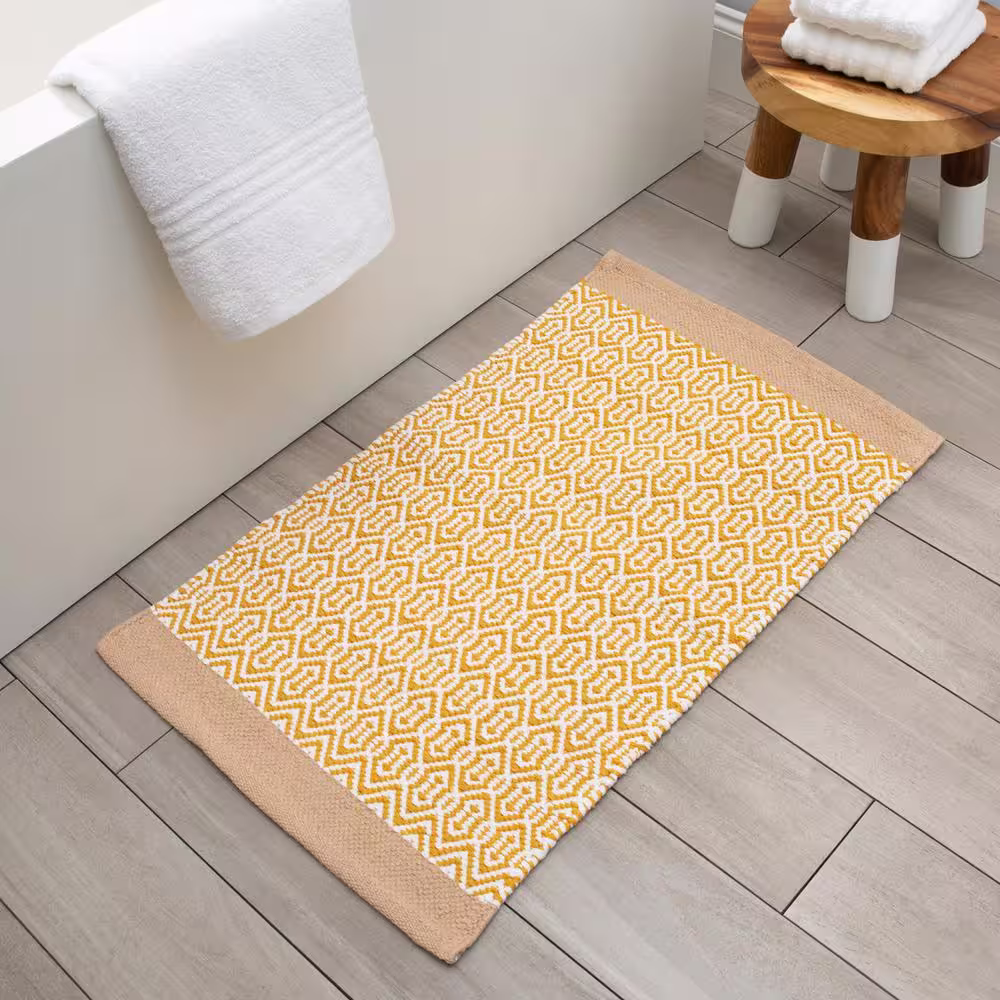 None CARMEN BATH MAT 20 in. x 32 in. COTTON YELLOW