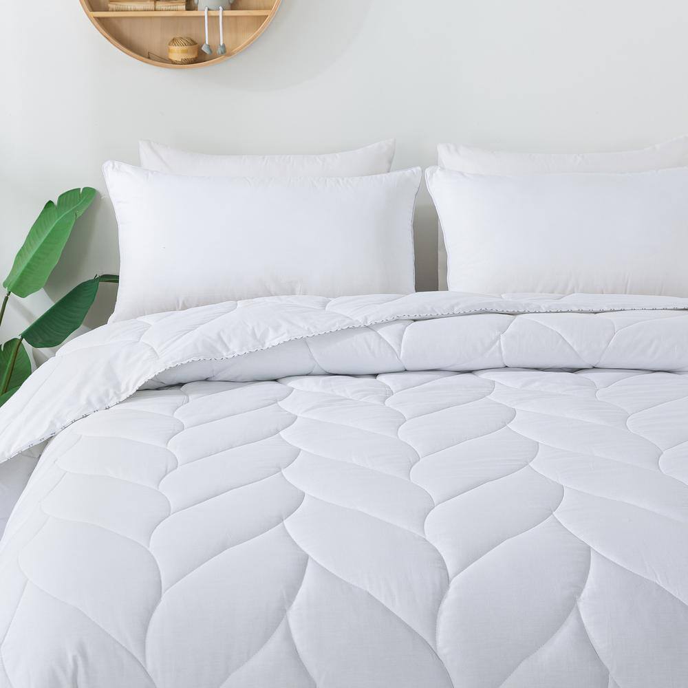 Waverly Antimicrobial Cotton King Down Alternative Comforter