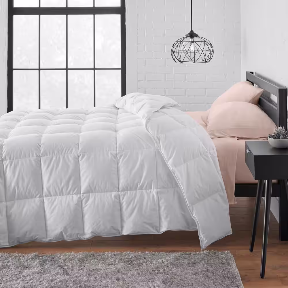 StyleWell All Season Down and Feather Blend Comforter