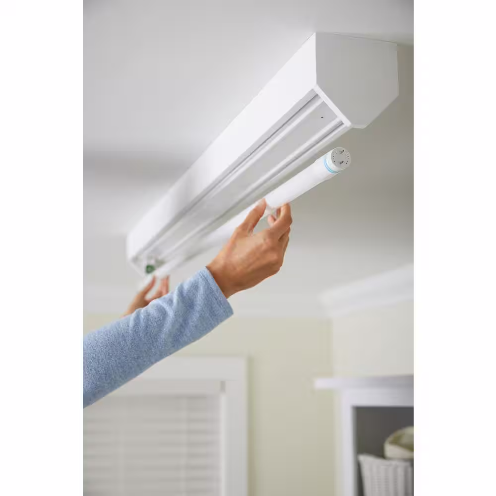 Philips 32-Watt T8/ 40-Watt T12 4 ft. Linear Replacement Universal Fit LED Tube Light Bulb Cool White (4000K) (10-Pack)