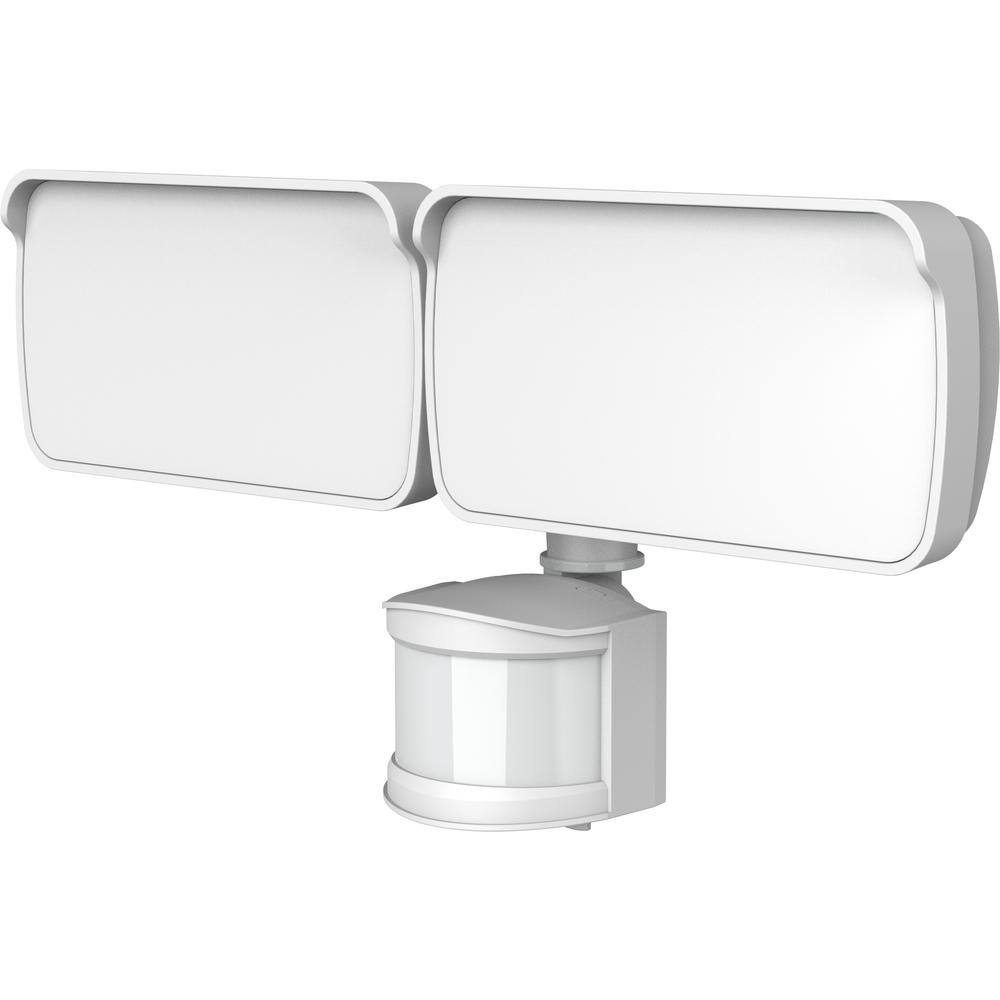 Pinegreen Lighting 2-Head 12.5-Watt Motion Activated 1500 Lumen White Solar Outdoor Area Light