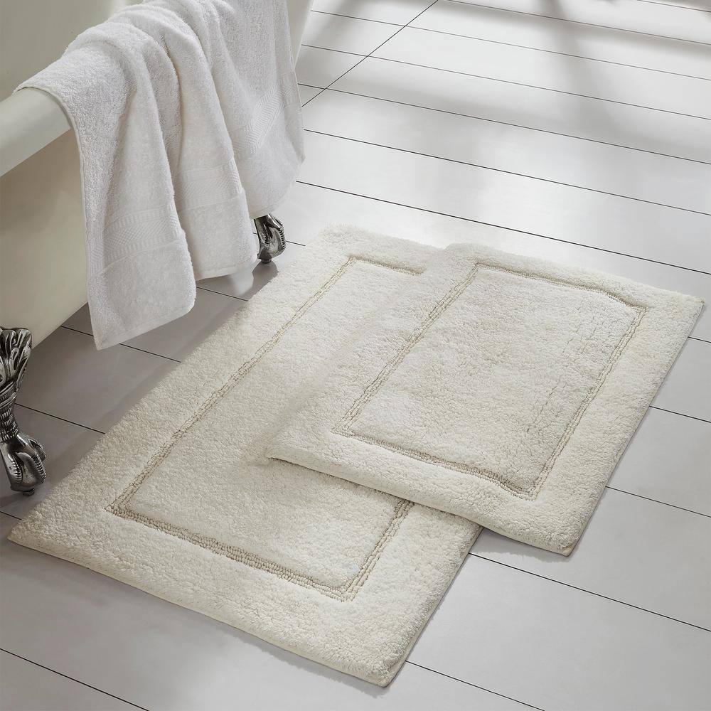 MODERN THREADS 2-Pack Solid Loop Cotton 21x34 inch Bath Mat Set with non-slip backing White