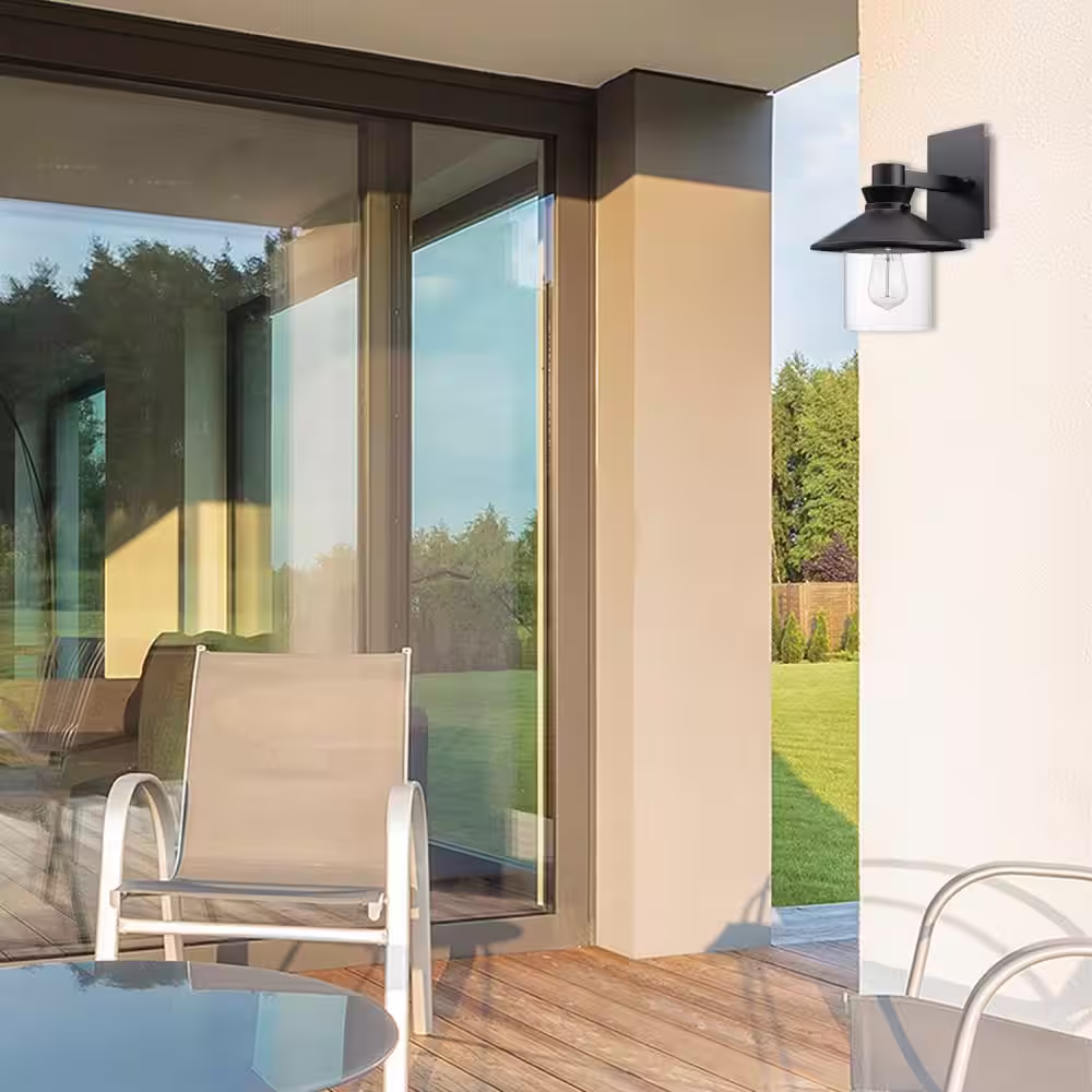 Globe Electric Westmister Black Farmhouse Indoor/Outdoor 1-Light Wall Sconce with Clear Glass Shade