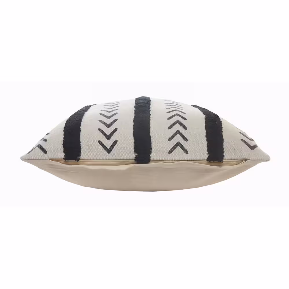 LR Home Herringbone Black / Cream Chevron Tufted Striped Cozy Poly-fill 20 in. x 20 in. Throw Pillow