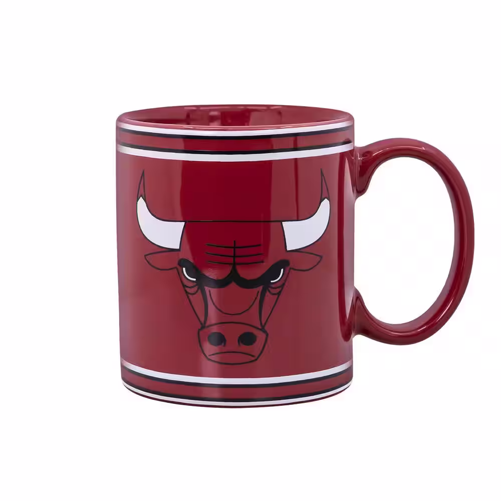 Uncanny Brands NBA Chicago Bulls Single-Cup Red Coffee Mug with Warmer for Your Drip Coffee Maker