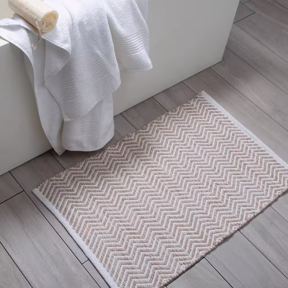 None Avignon Bath Mat Rpet/Cotton Hand-Loom 20 in. x 30 in. Wht/Beige