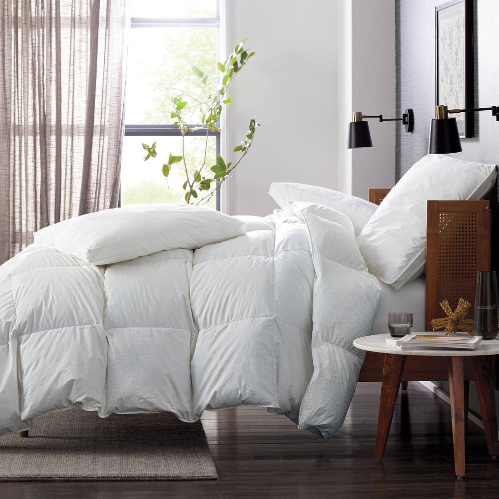 The Company Store Legends Hotelâ?PrimaLoftÂ® Black Labelâ?Down Alternative Pillow