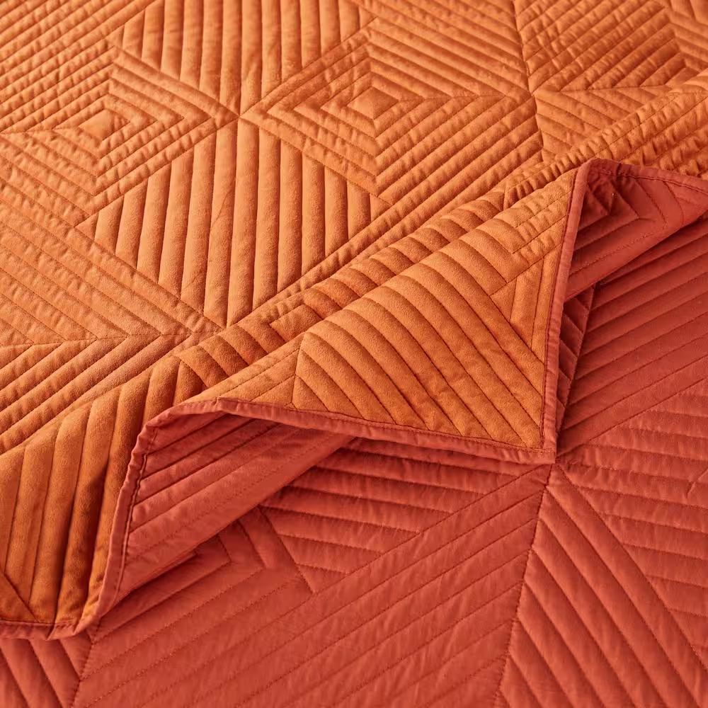 Greenland Home Fashions Riviera Velvet Spice 50 x 60'' Velvet Throw Blanket