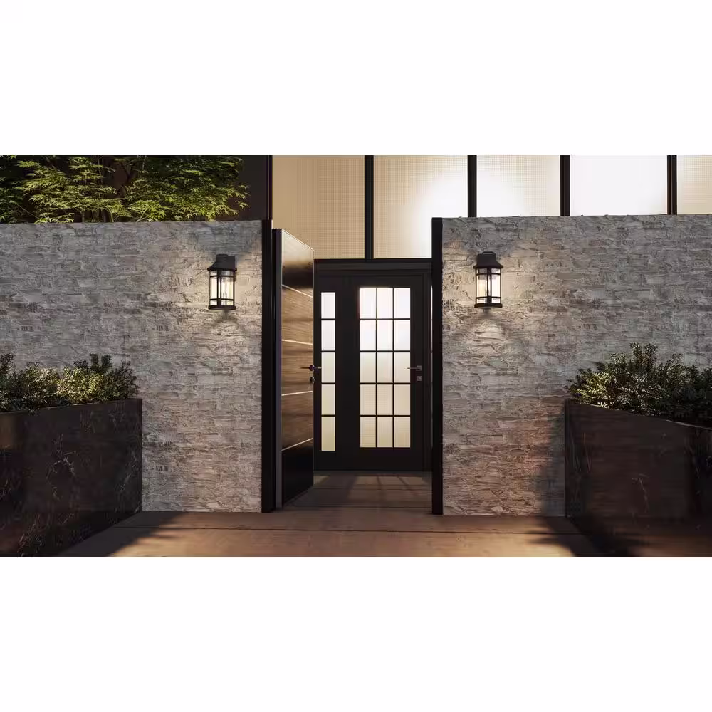 Quoizel Quincy 7 in. 1-Light Earth Black Outdoor Wall Lantern Sconce with Clear Seeded Glass