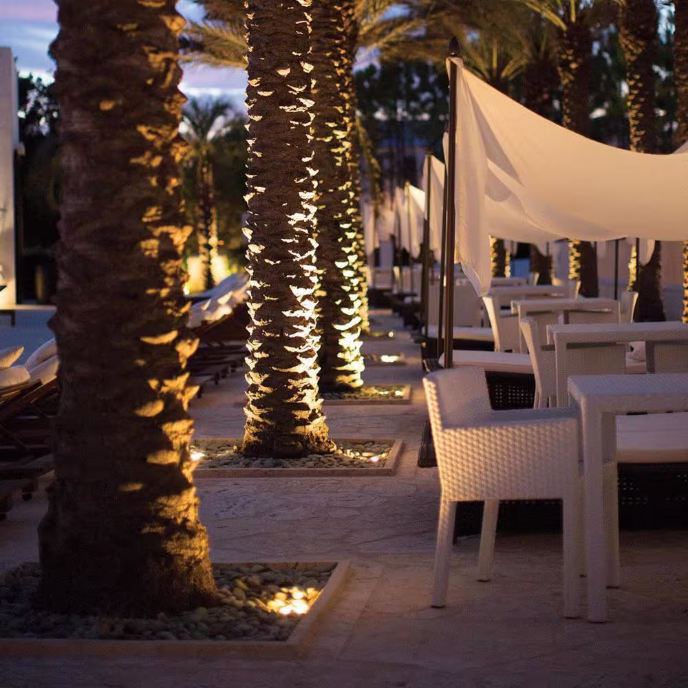 HINKLEY Flat Top Well Light Hardwired Matte Bronze LED In Ground Well Light