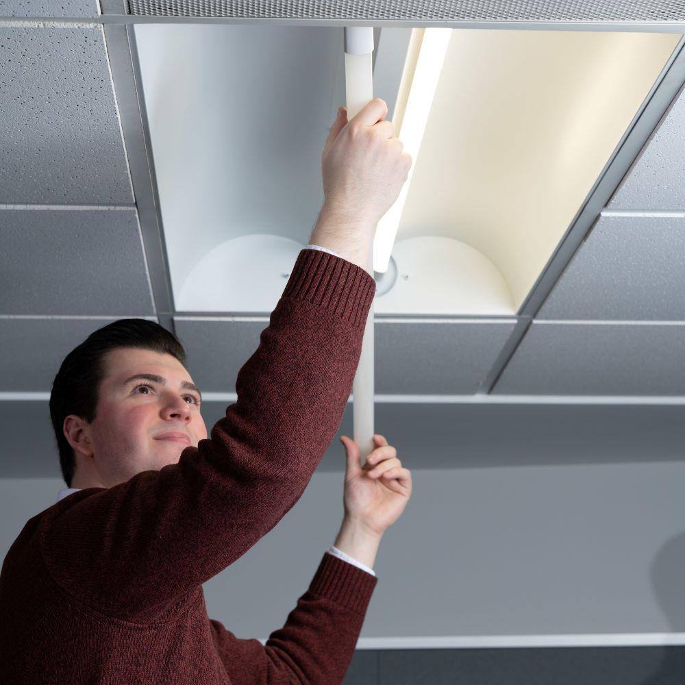 toggled 25-Watt 4 ft. Linear Ultra-High Output T8 LED Tube Light Bulb, Daylight 5000K (30-Pack)