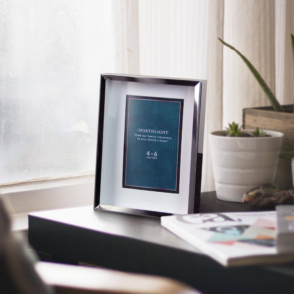 Northlight 4 in. x 6 in. Silver Picture Frame (for All Occasions, New Year's, etc.)