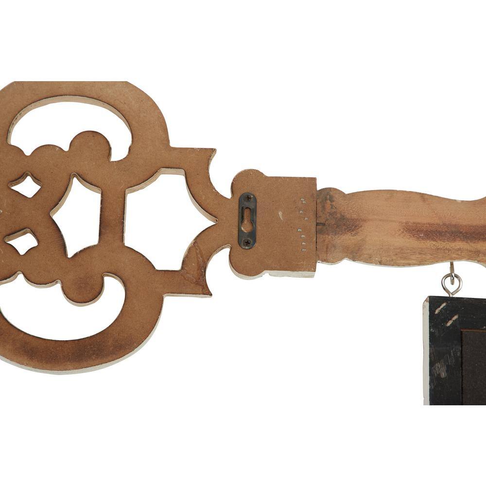 Litton Lane 4 in. x 6 in. Decorative Antique Key and Hanging Picture Frame Wall Decor with Distressed White Finish