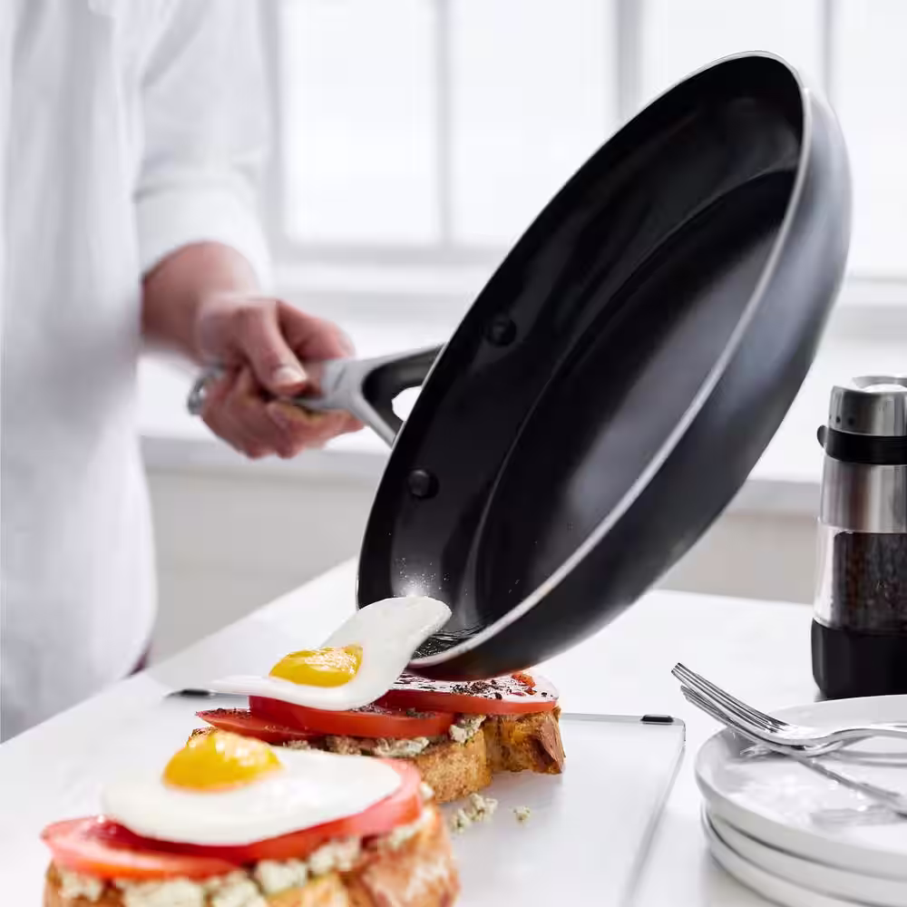 OXO Agility Ceramic Non-Stick 10-Piece Cookware Set