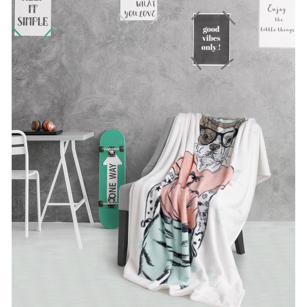 None Multi Print Polyester Throw Blanket
