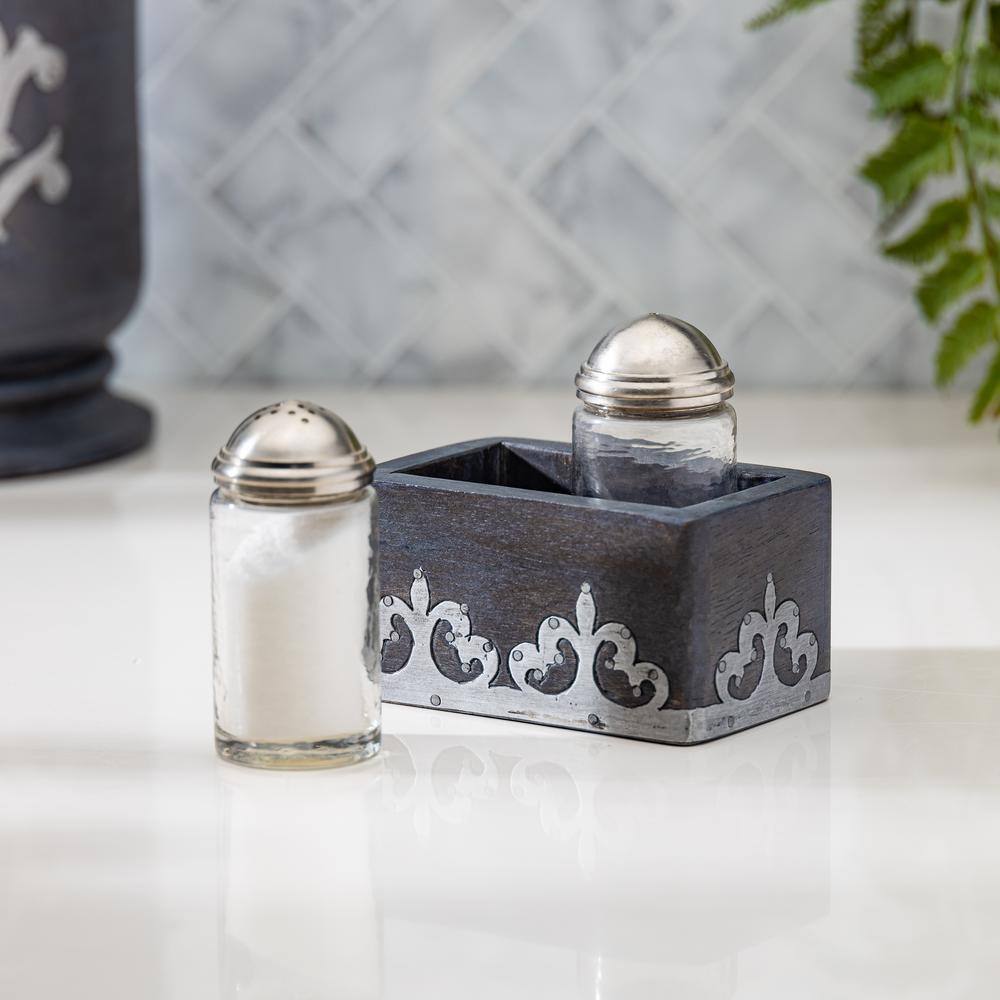 GG COLLECTION Gray Washed Metal Inlay Salt and Pepper Set