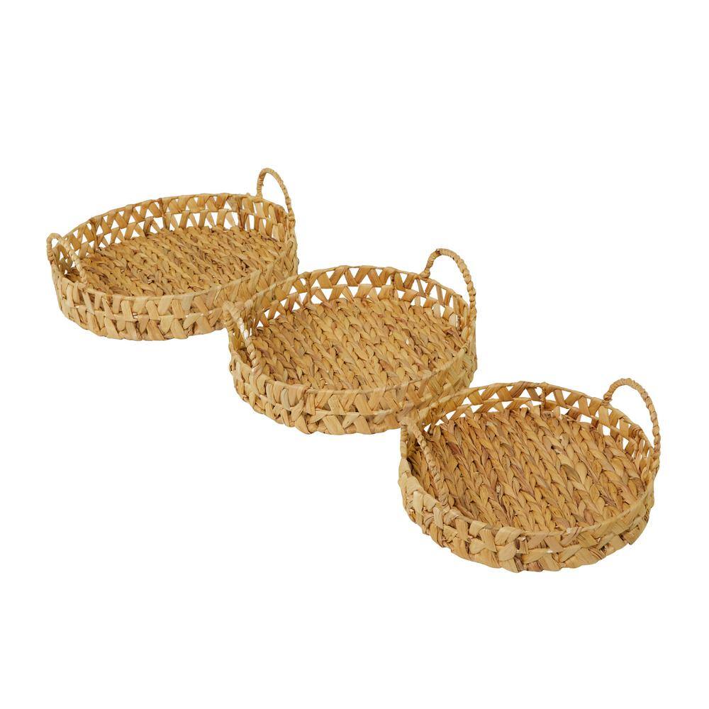 Litton Lane Brown Handmade Seagrass Woven Decorative Tray with Handles (Set of 3)