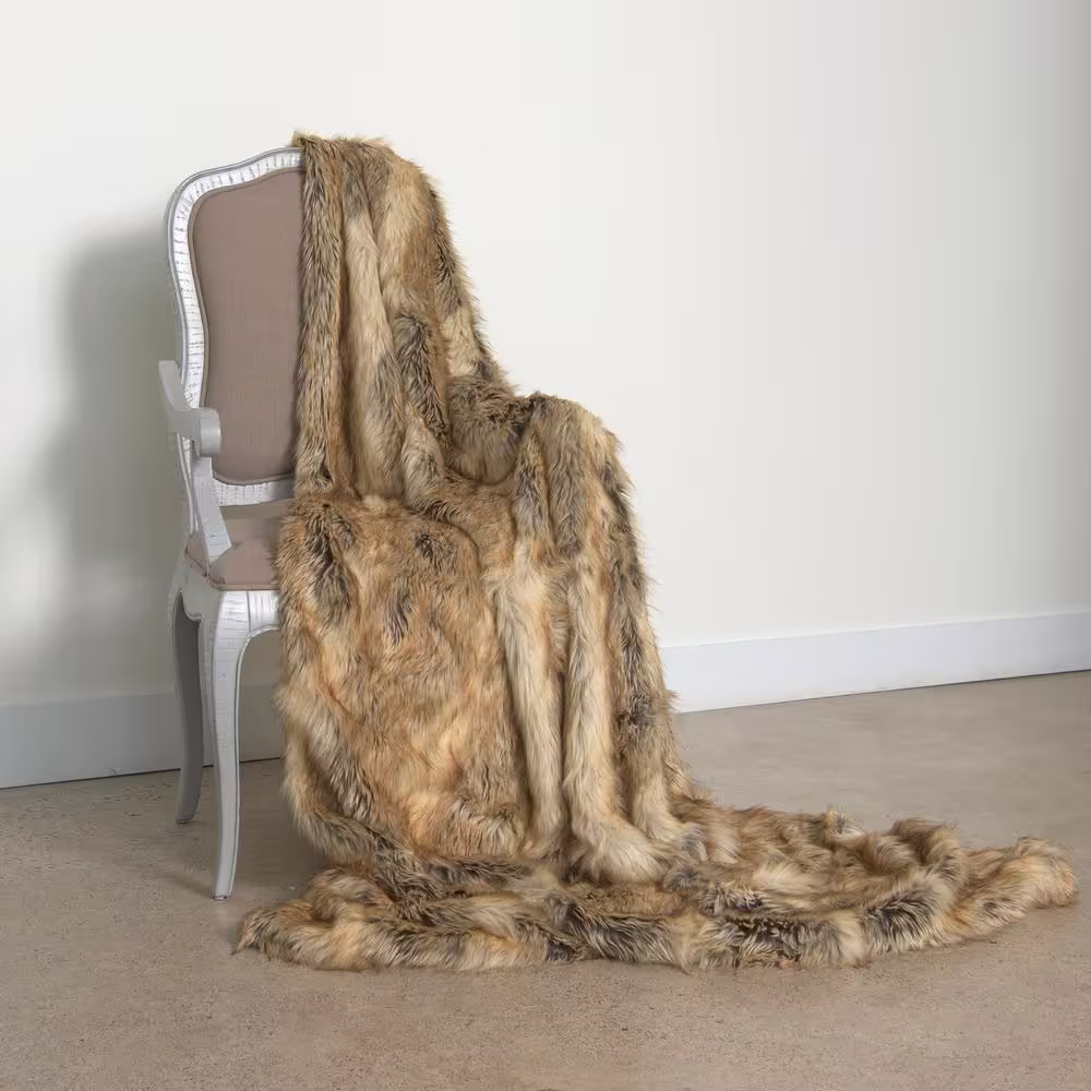Best Home Fashion Amber Fox Faux Fur Throw 58 in. x 60 In.